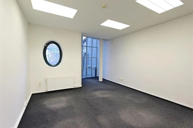 Pronájem kanceláře 48 m²